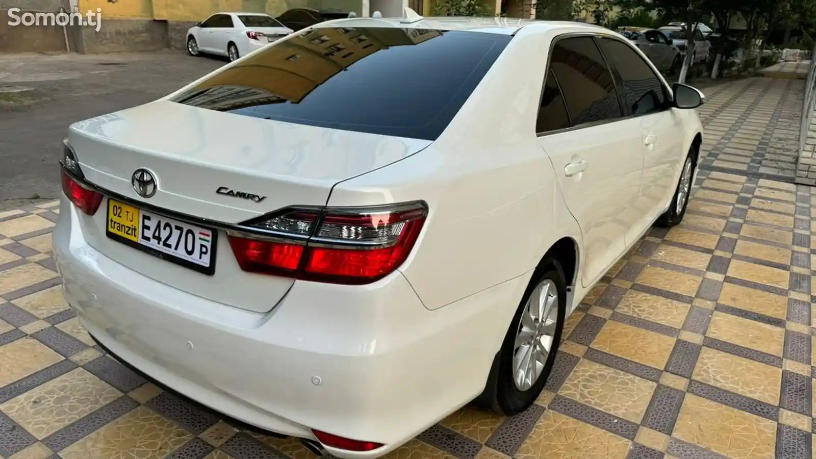 Toyota Camry, 2017-3