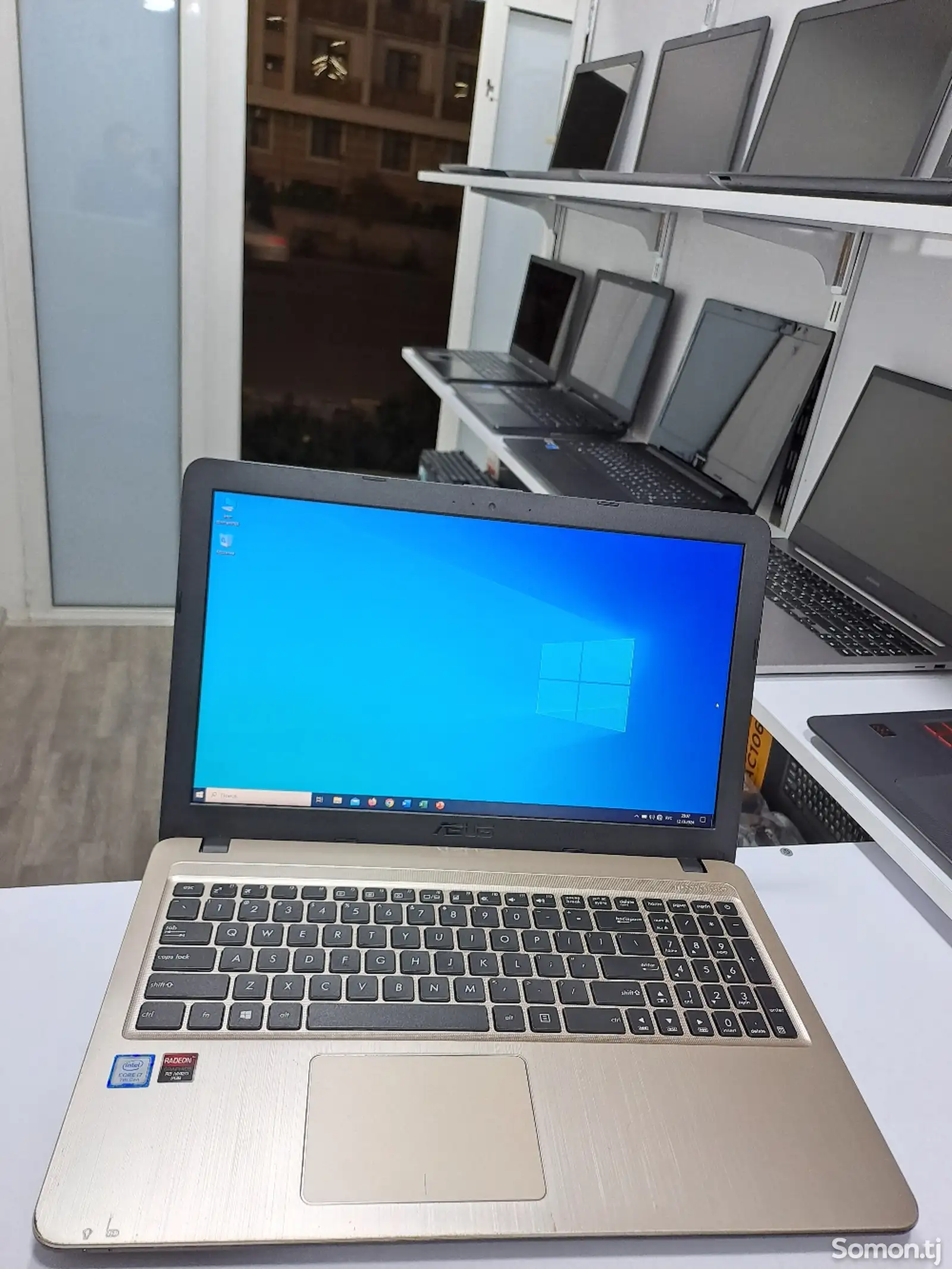 Ноутбук Asus core i7-7gen-2