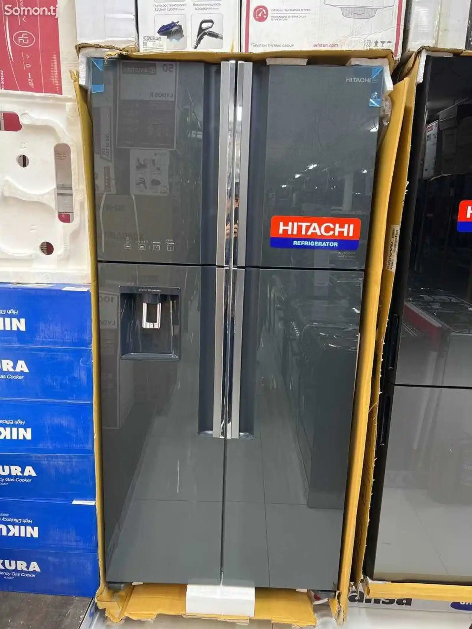 Холодильник Hitach