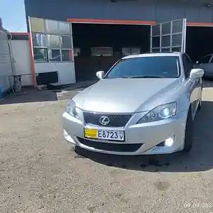 Lexus IS series, 2008