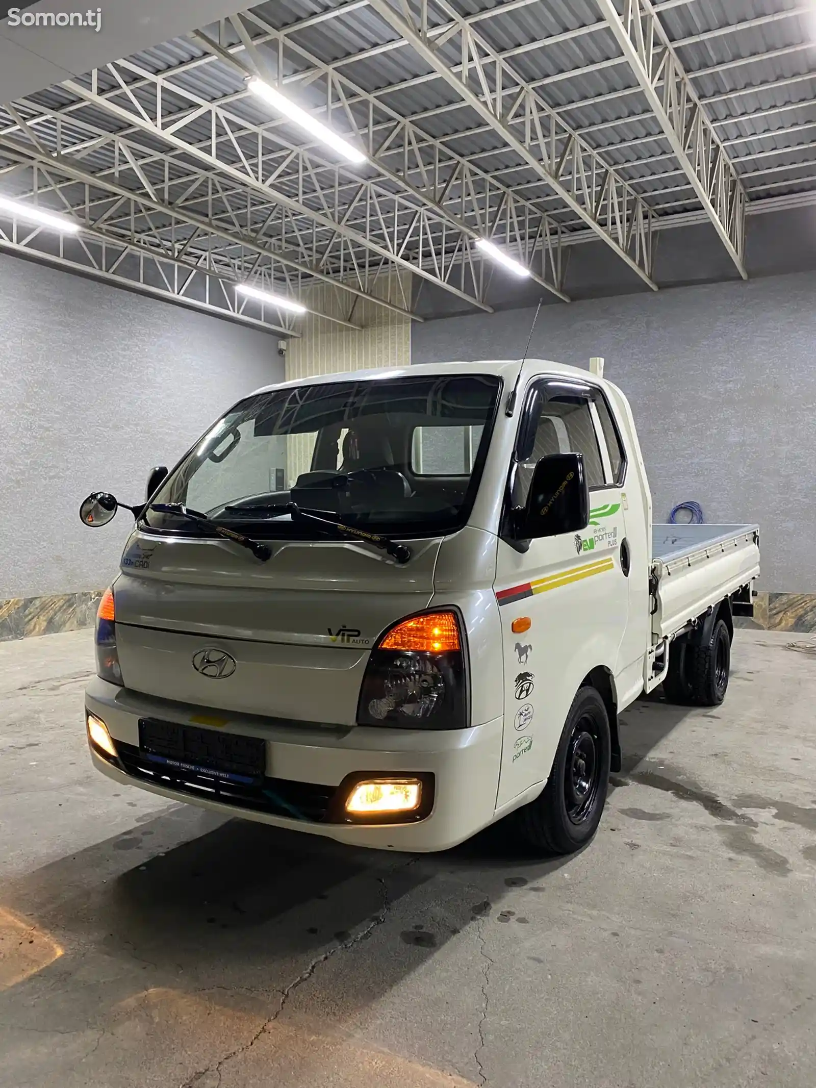 Бортовой автомобиль Hyundai Porter 2, 2017-8