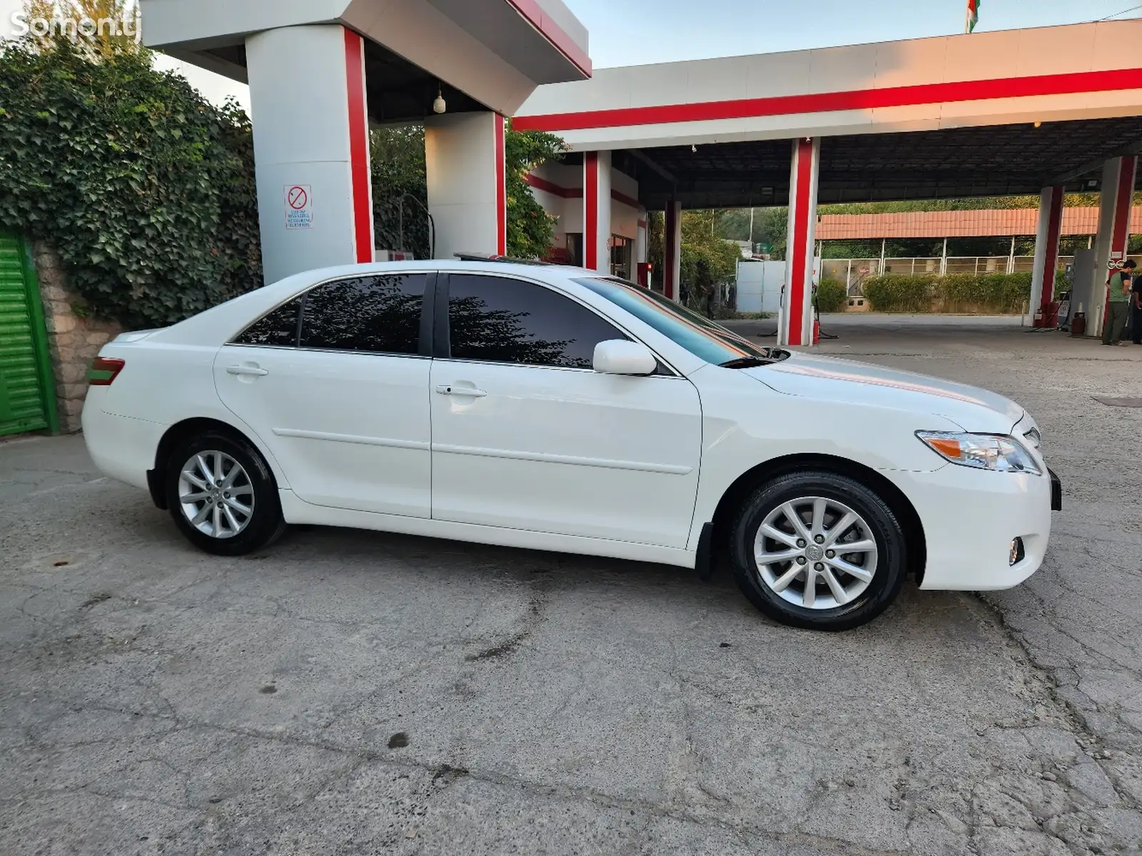 Toyota Camry, 2011-8