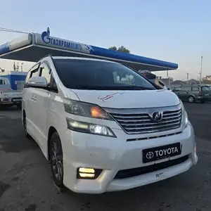 Toyota Vellfire, 2010