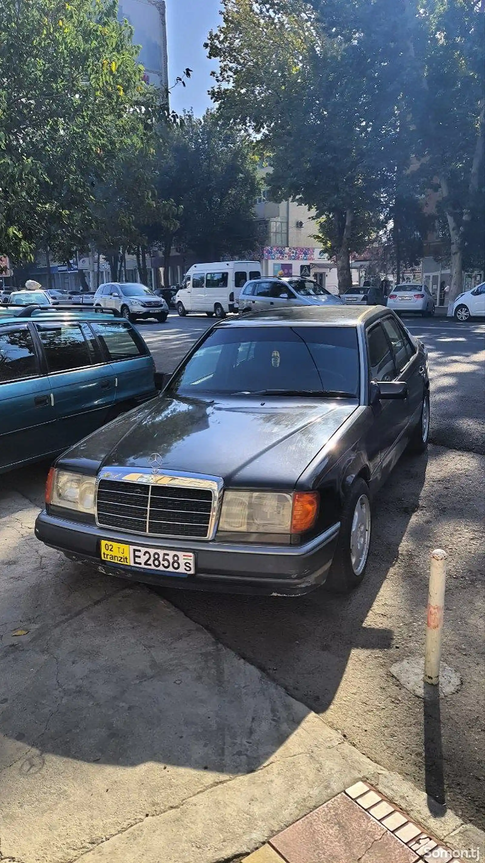 Mercedes-Benz W124, 1992-3