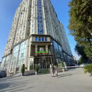 6-комн. квартира, 21 этаж, 600 м², Фирдавси