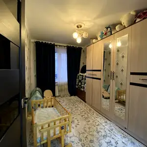 3-комн. квартира, 4 этаж, 72 м², Сино