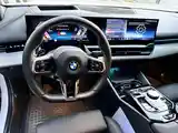 BMW 5 series, 2024-4