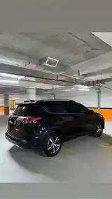 Toyota RAV 4, 2018-2