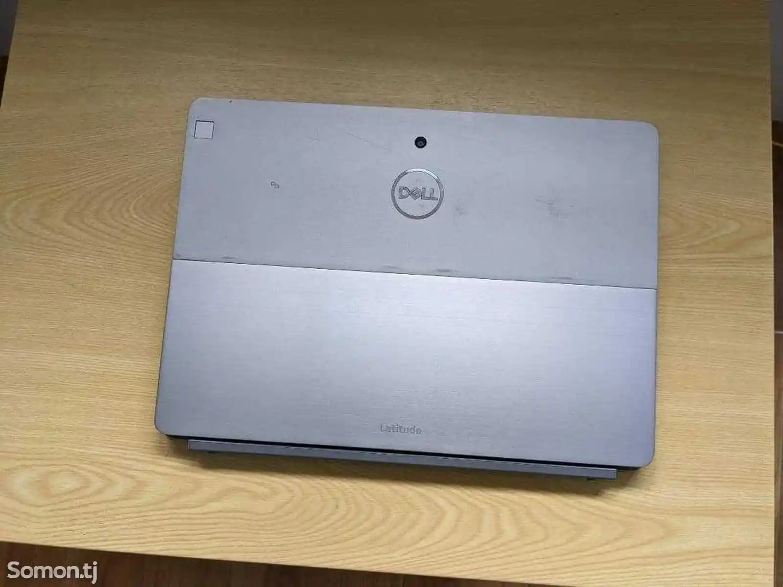 Сенсорный ноутбук Laptop планшет Latitude 7210 2-in-1 Review-11