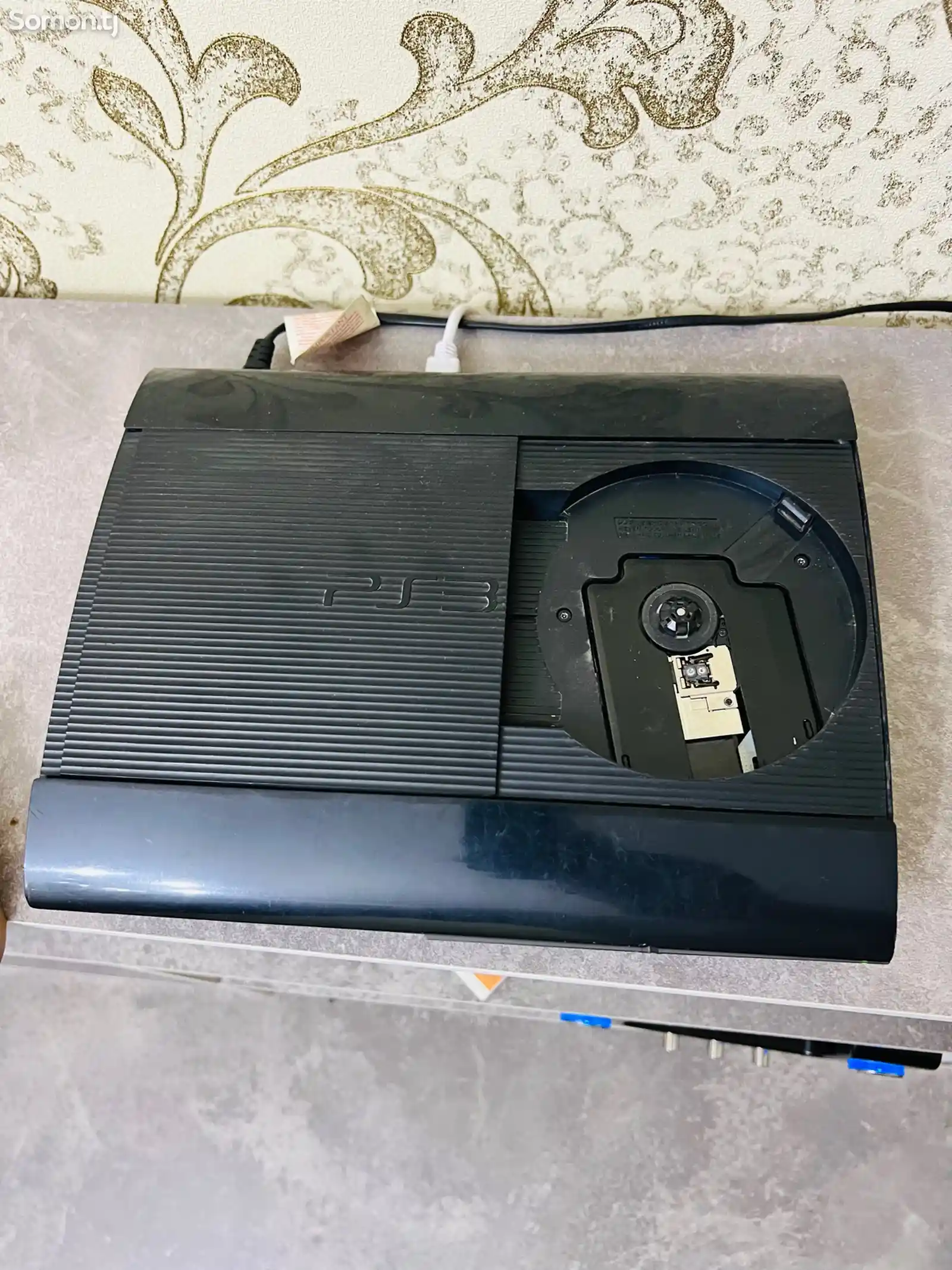 Игровая приставка PlayStation 3 SuperSlim-3