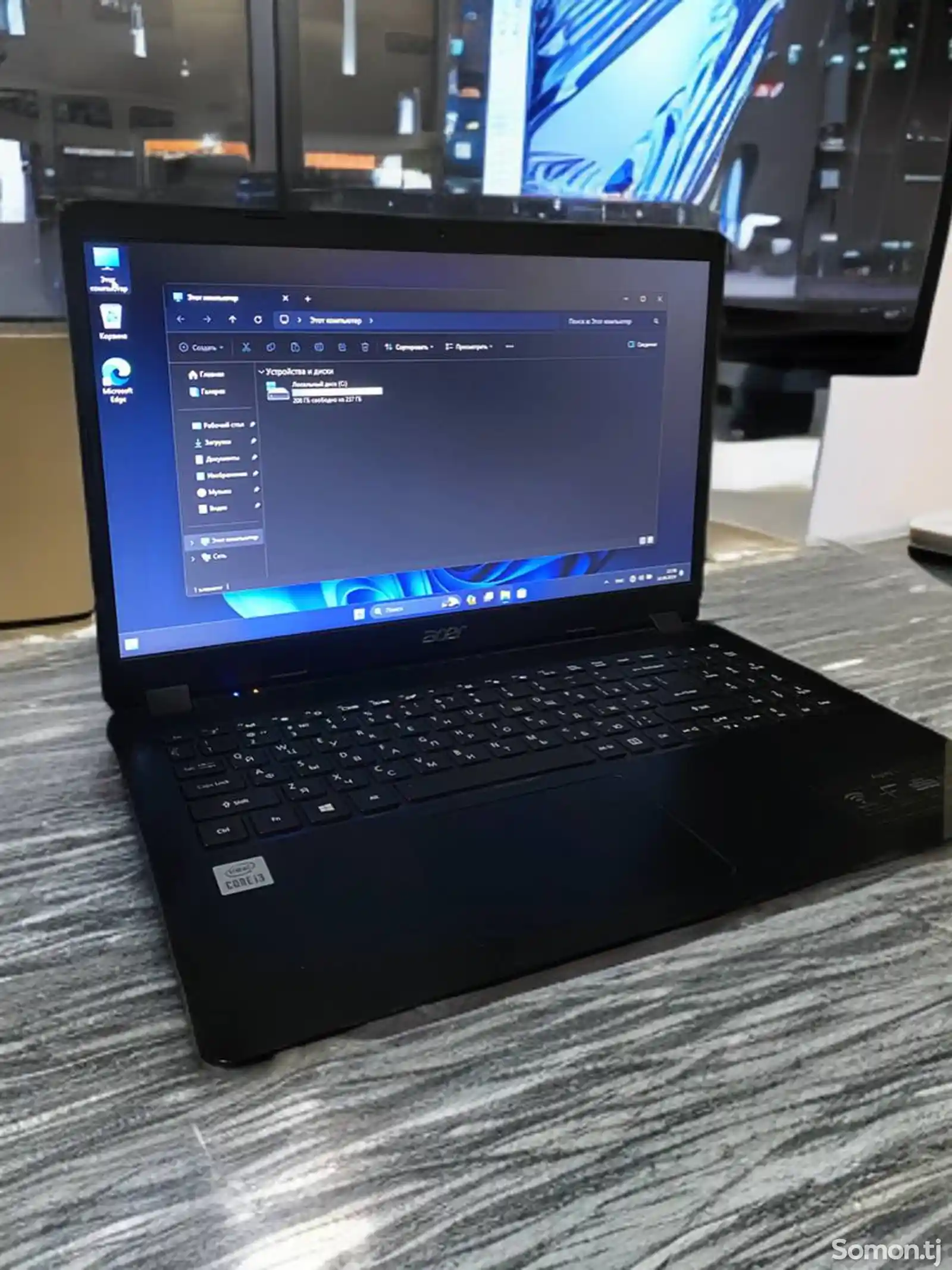 Ноутбук Acer Aspire-1