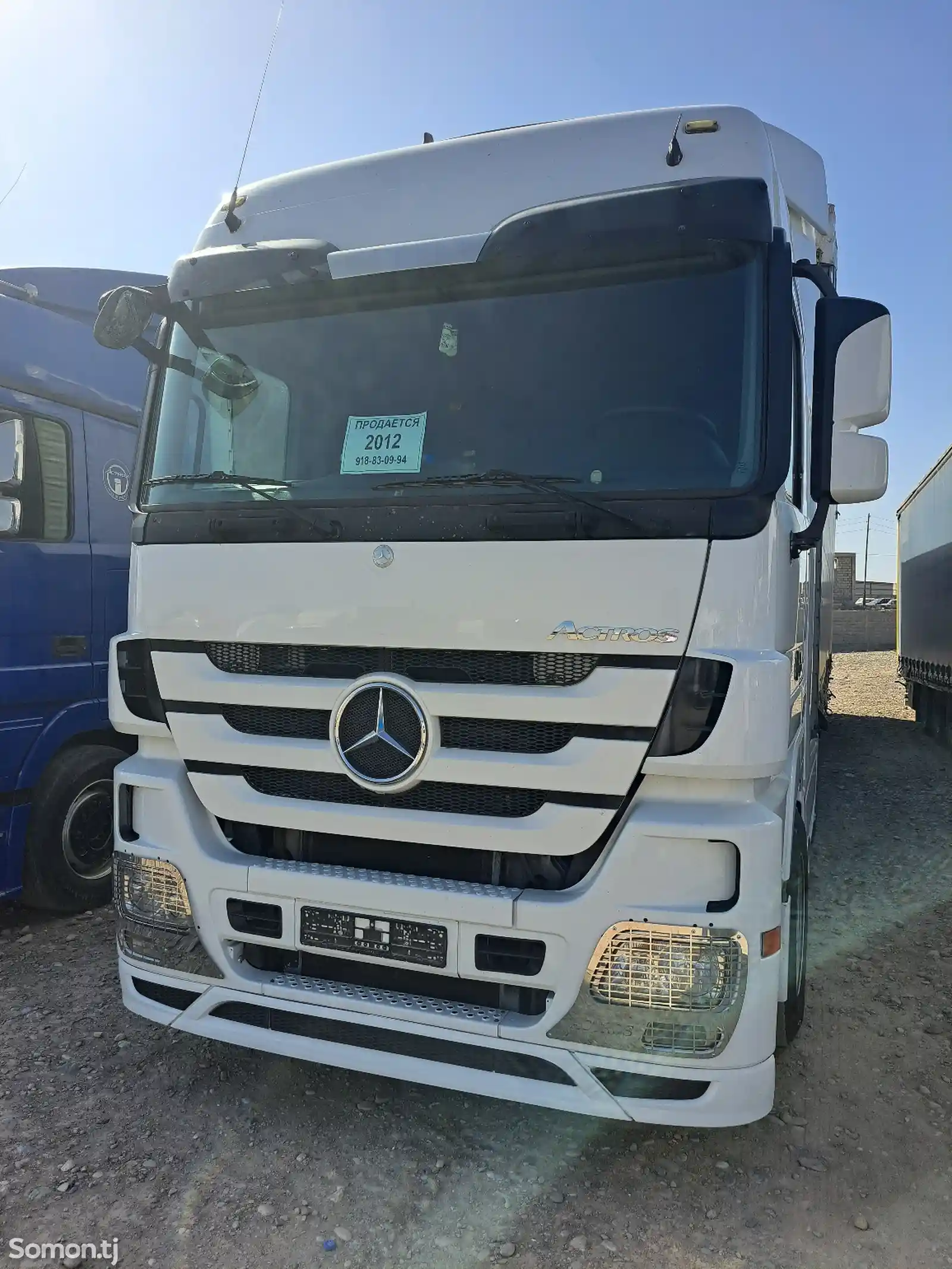 Бортовой грузовик Mercedes-Benz Actros, 2012-1