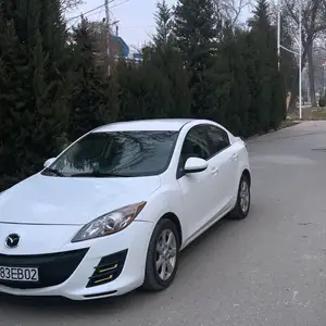 Mazda 3, 2010