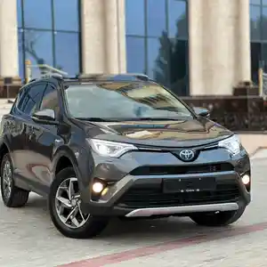 Toyota RAV 4, 2018