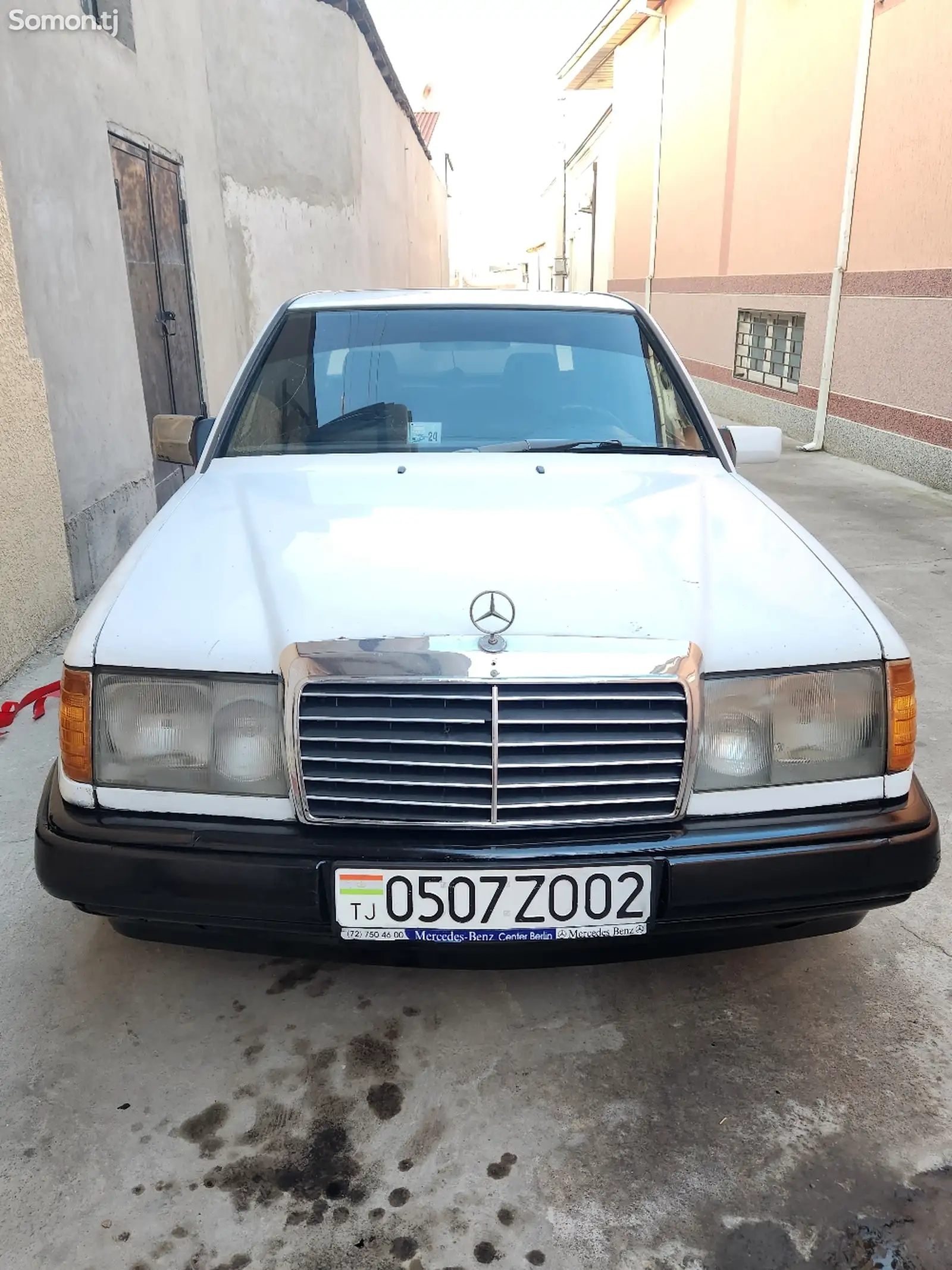 Mercedes-Benz W124, 1988-1