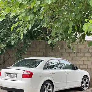 Audi A4, 2003