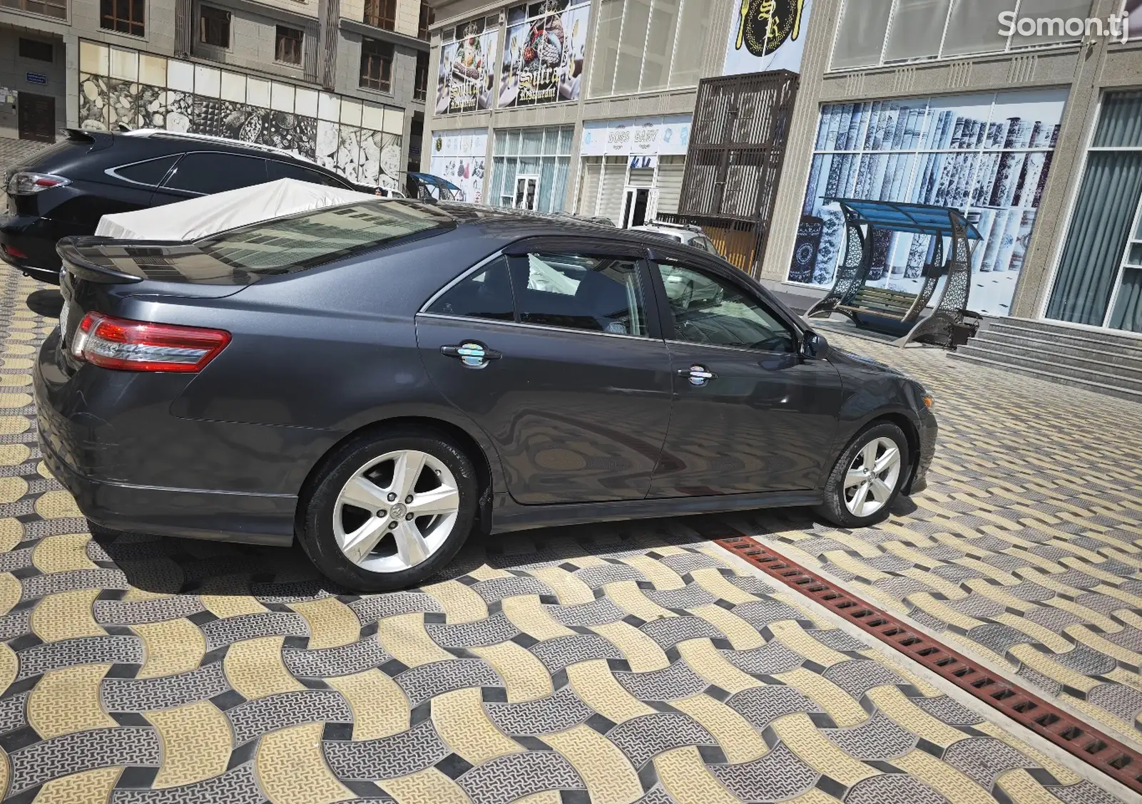 Toyota Camry, 2011-4