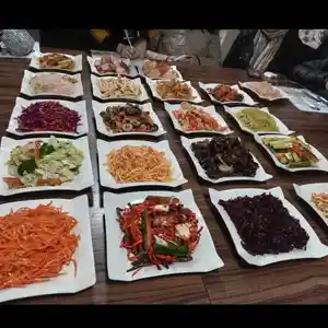 Корейские салаты на заказ