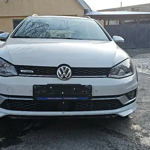 Volkswagen Golf, 2017