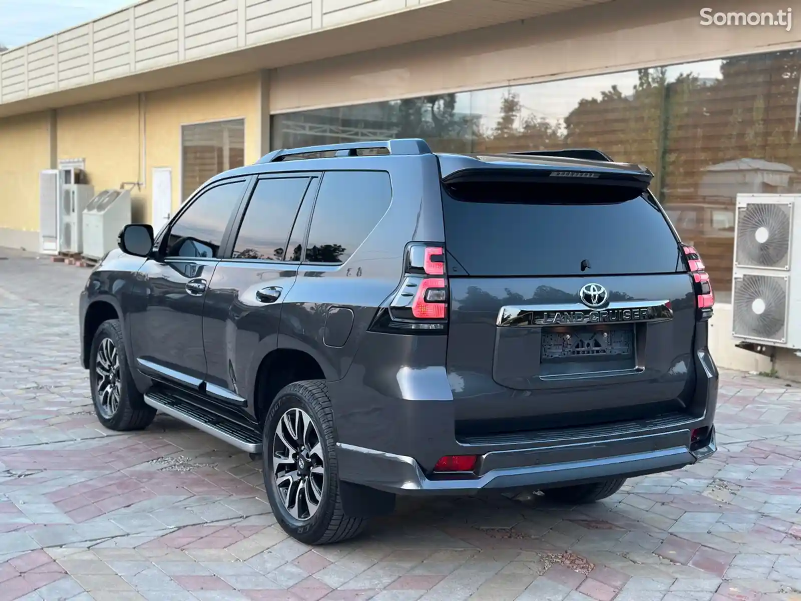 Toyota Land Cruiser Prado, 2022-4