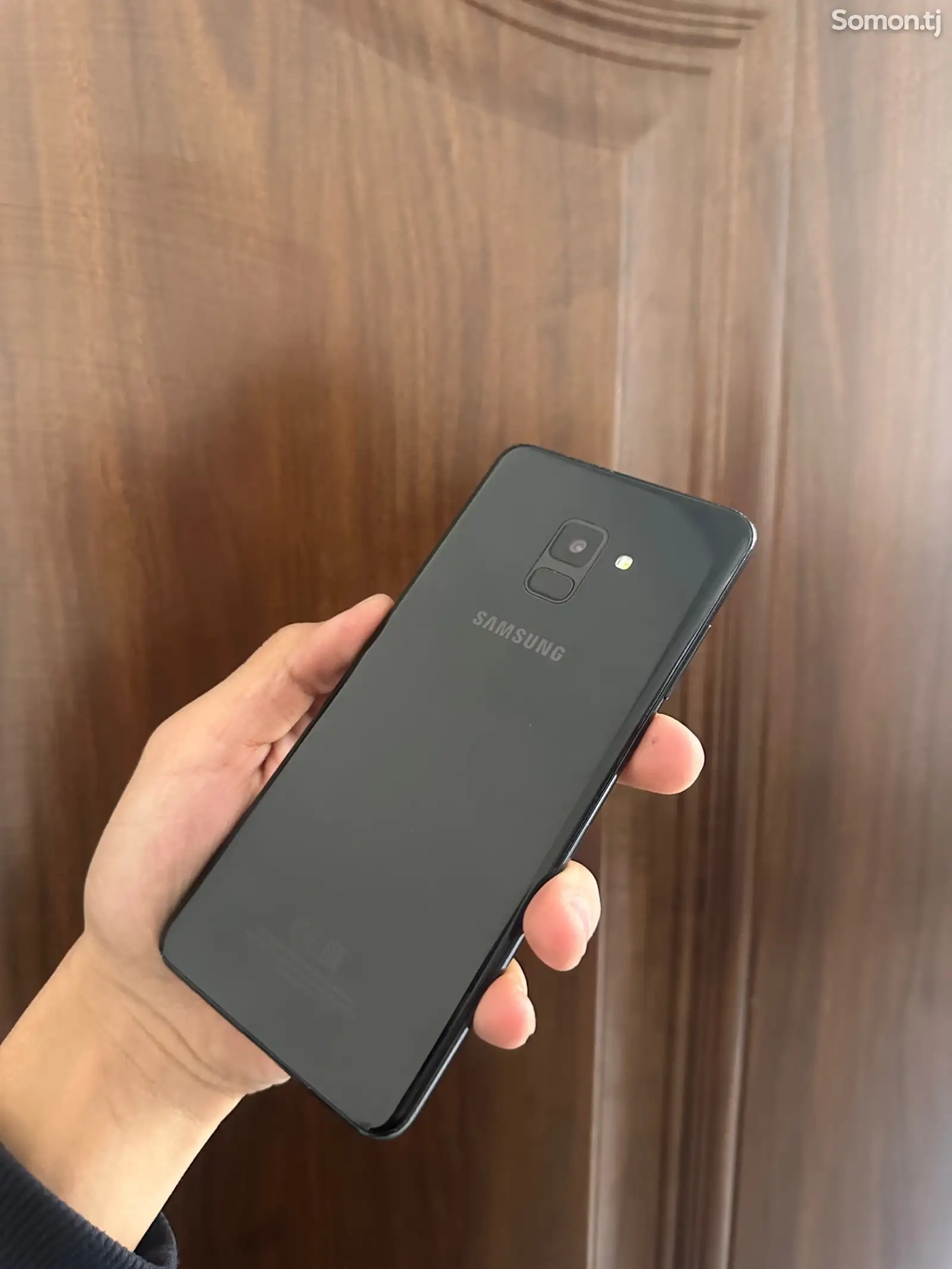 Samsung Galaxy A8 Plus 4/32Gb 2SIM-1