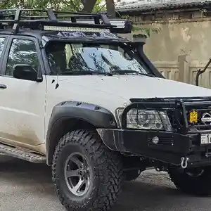 Nissan Patrol, 2008