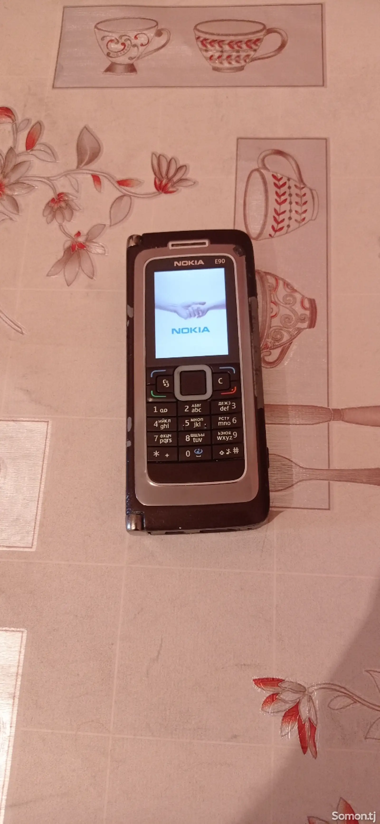 Телефон Nokia E90-1