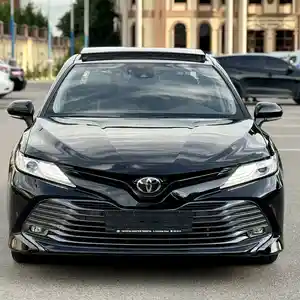 Toyota Camry, 2020