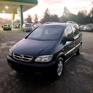 Opel Zafira, 1999