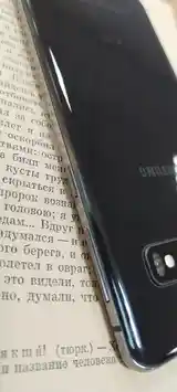 Samsung Galaxy S10 128гб-6