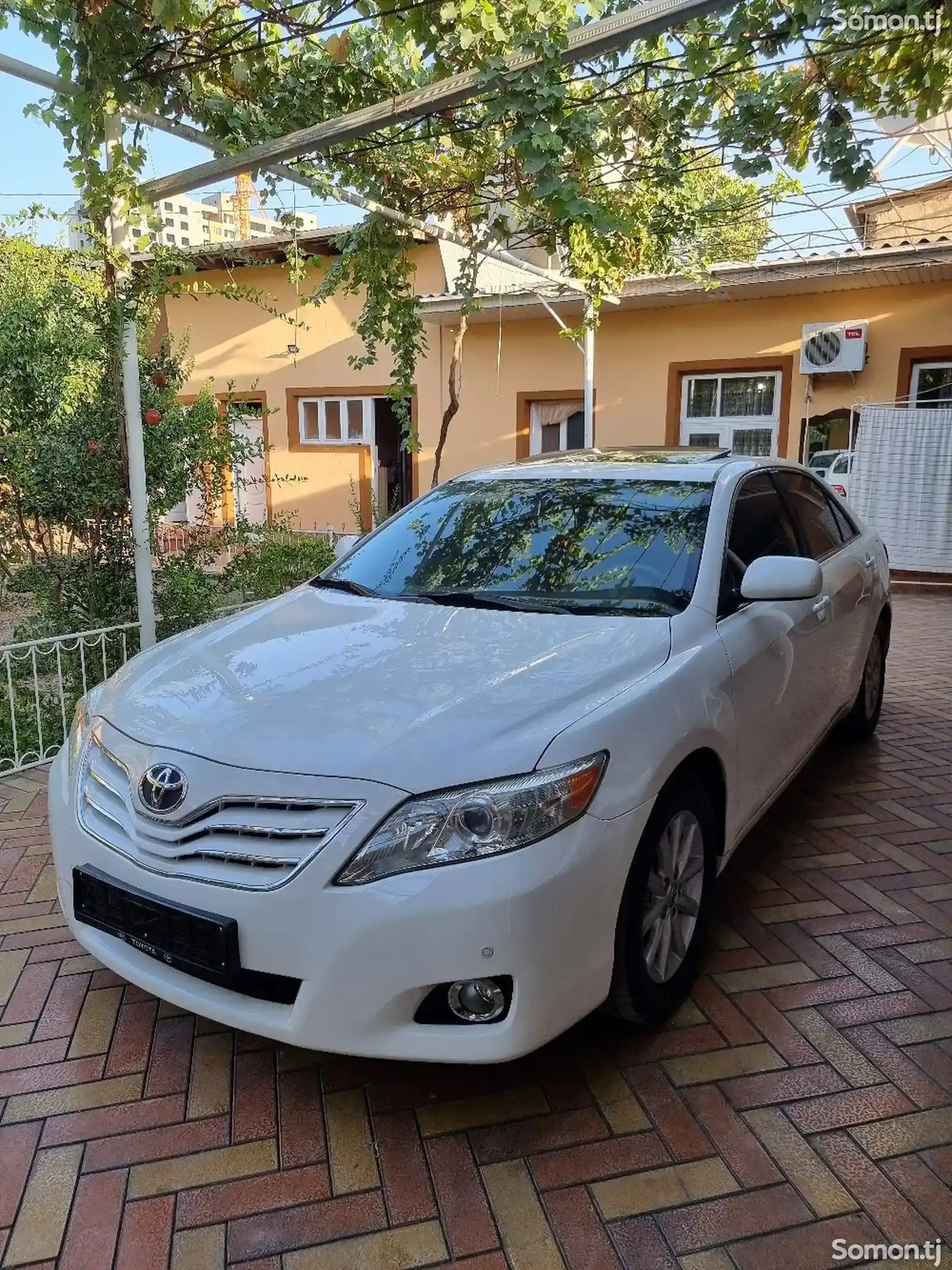 Toyota Camry, 2011-1