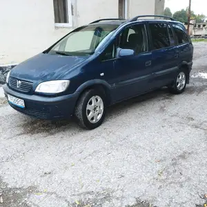 Opel Zafira, 2000