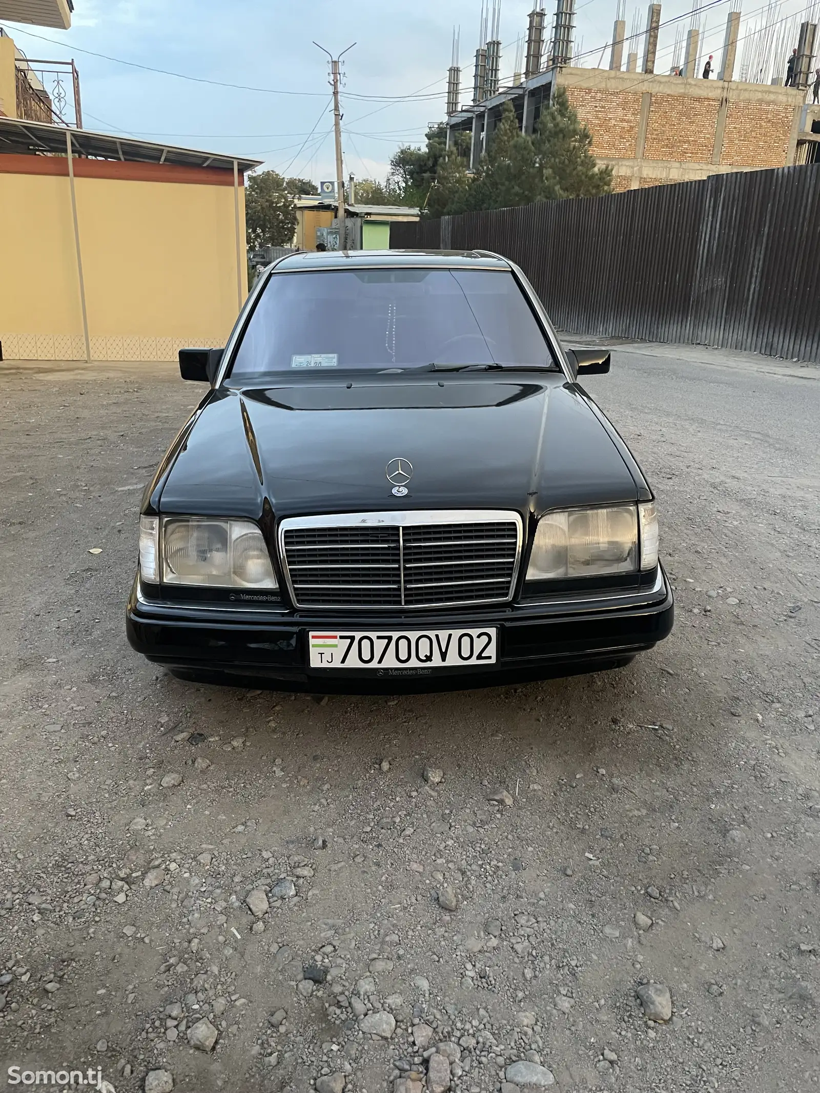 Mercedes-Benz W124, 1993-11