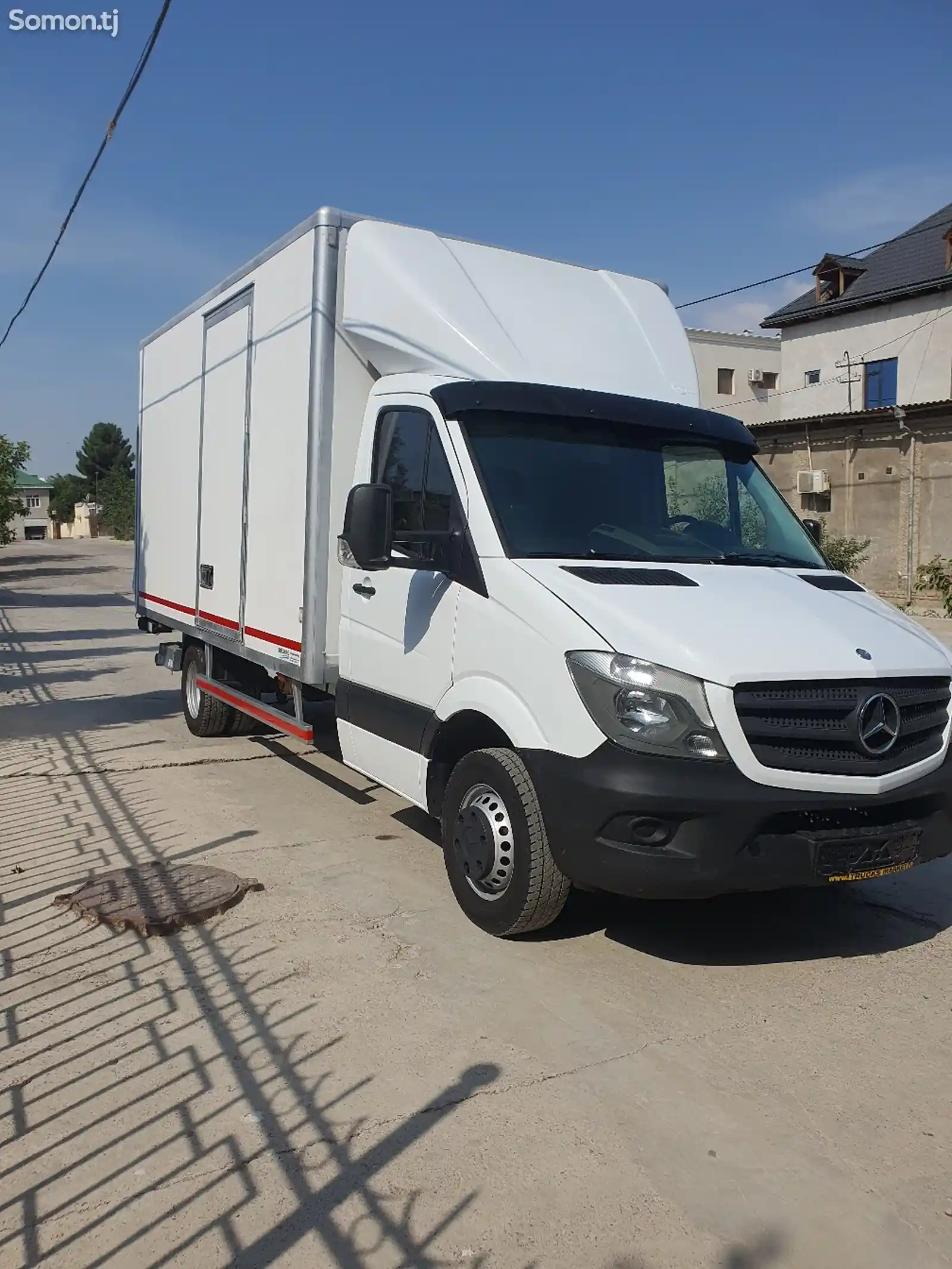 Грузовой Mercedes_benz sprinter, 2015-1