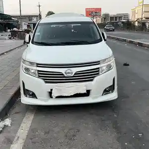 Nissan Elgrand, 2014