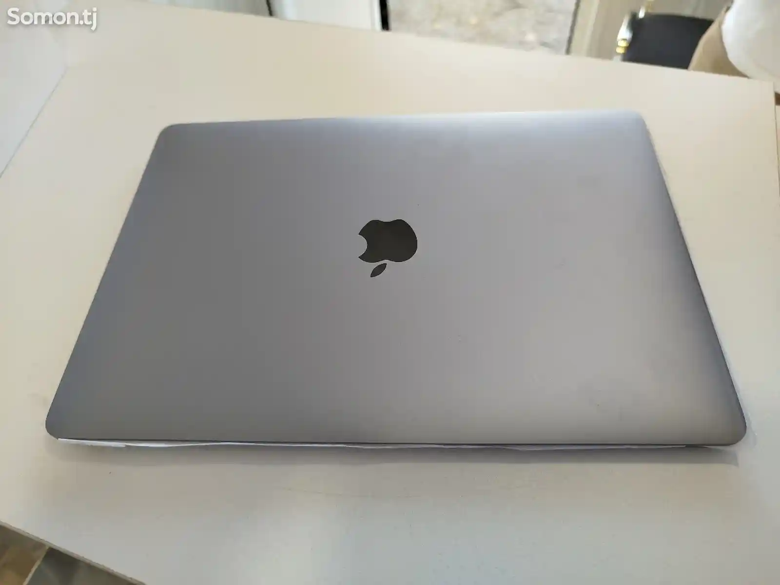 Ноутбук Apple MacBook Air 13 2020 Apple M1/13.3/2560x1600/8 GB/256 GB,-8