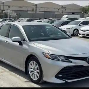 Toyota Camry, 2020