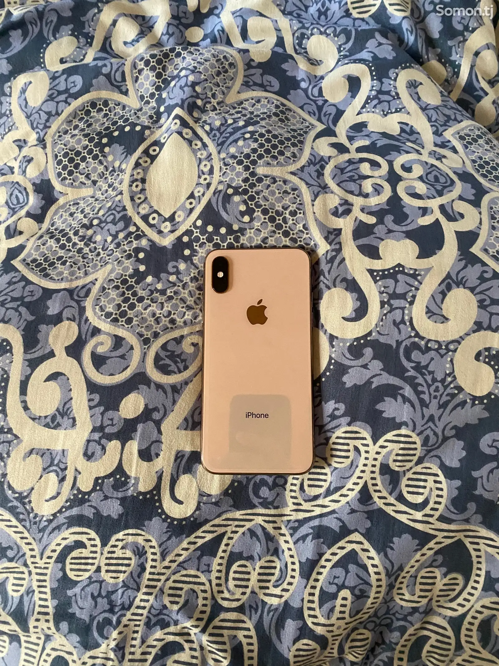 Apple iPhone Xs, 64 gb, Gold-1