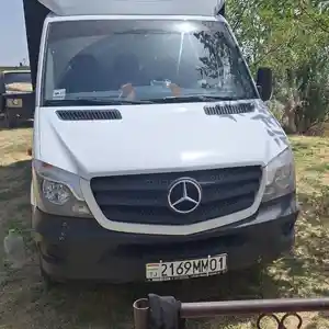 Бортовой грузовик Mercedes-Benz Sprinter, 2011