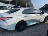 Toyota Camry, 2018-4