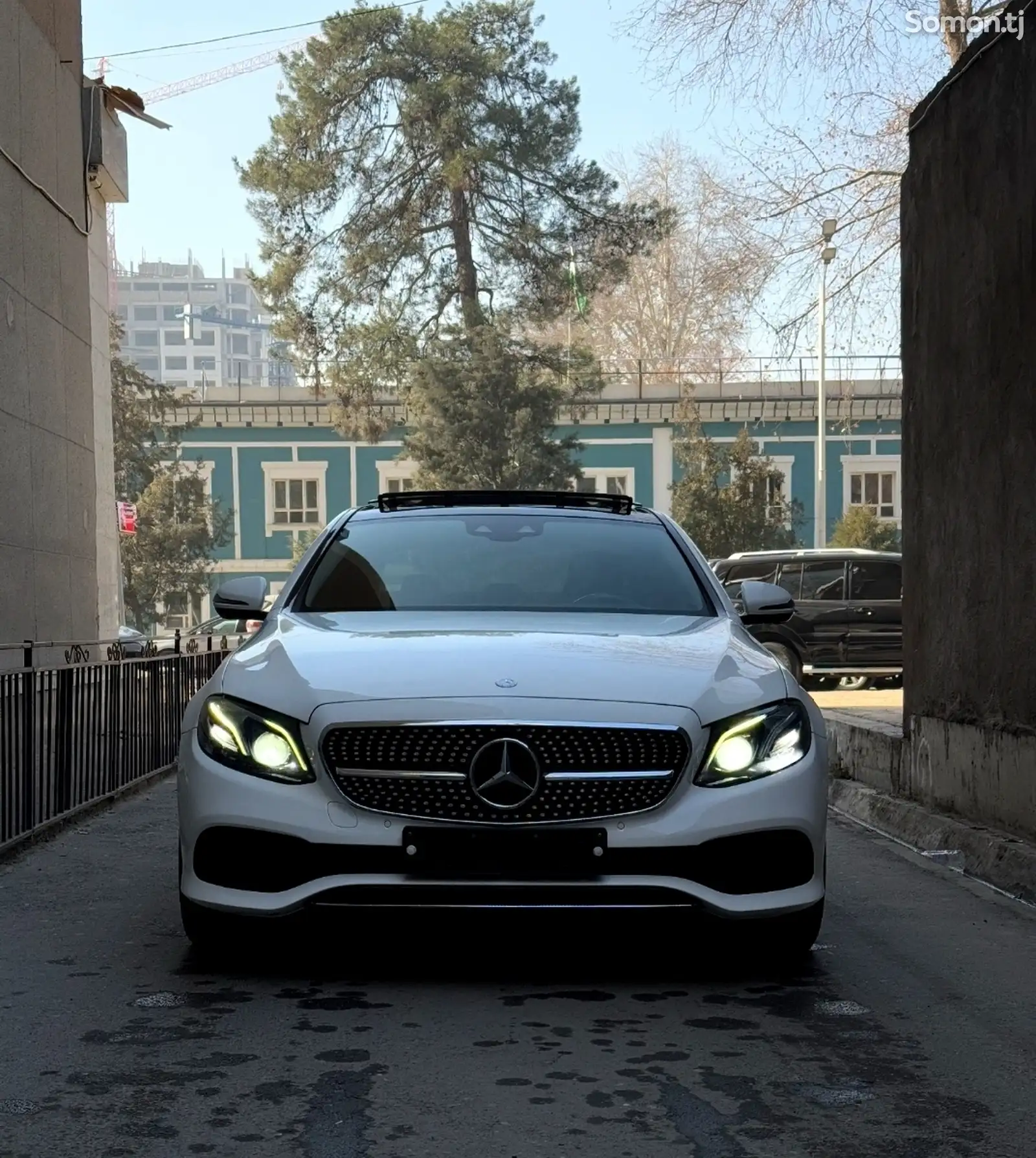 Mercedes-Benz E class, 2017-1