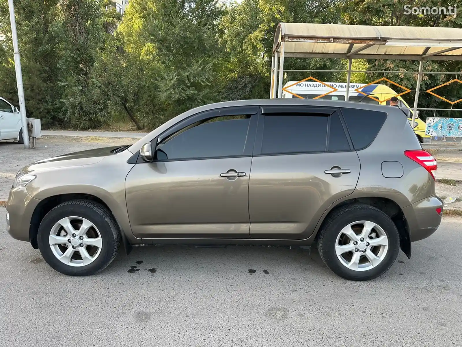 Toyota RAV 4, 2011-5