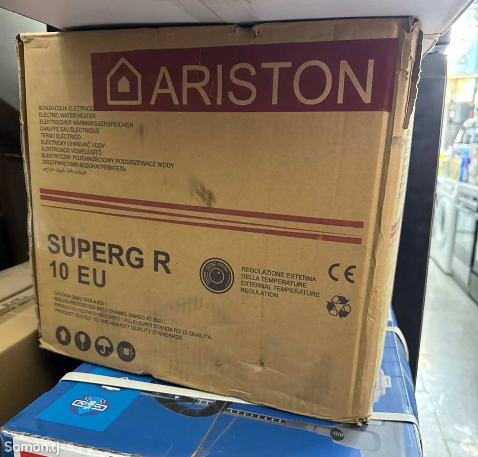 Водонагреватель Ariston 10л