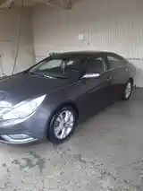 Hyundai Sonata, 2010-2