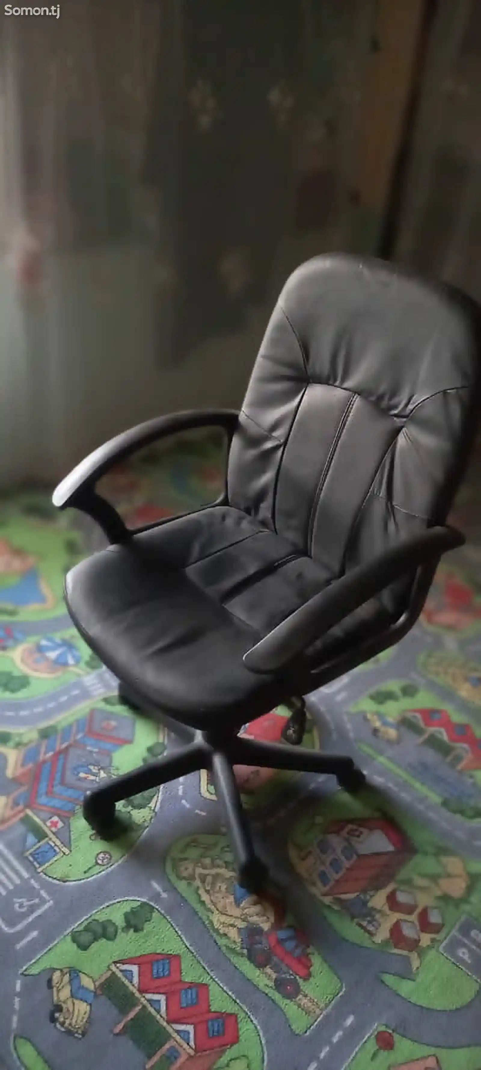 Кожаное кресло-2