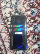 Samsung Galaxy A40-2