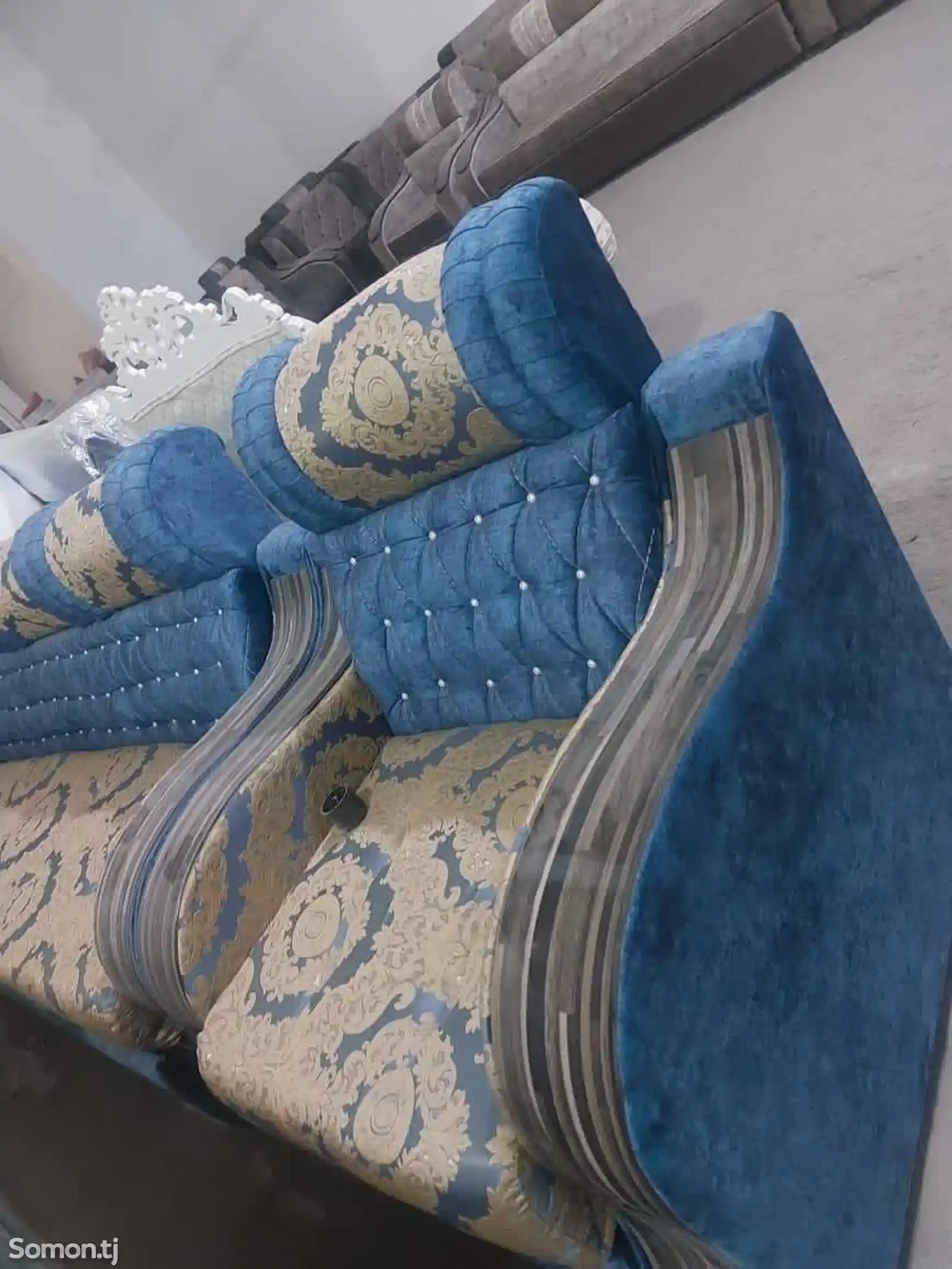 Раскладной диван с креслом