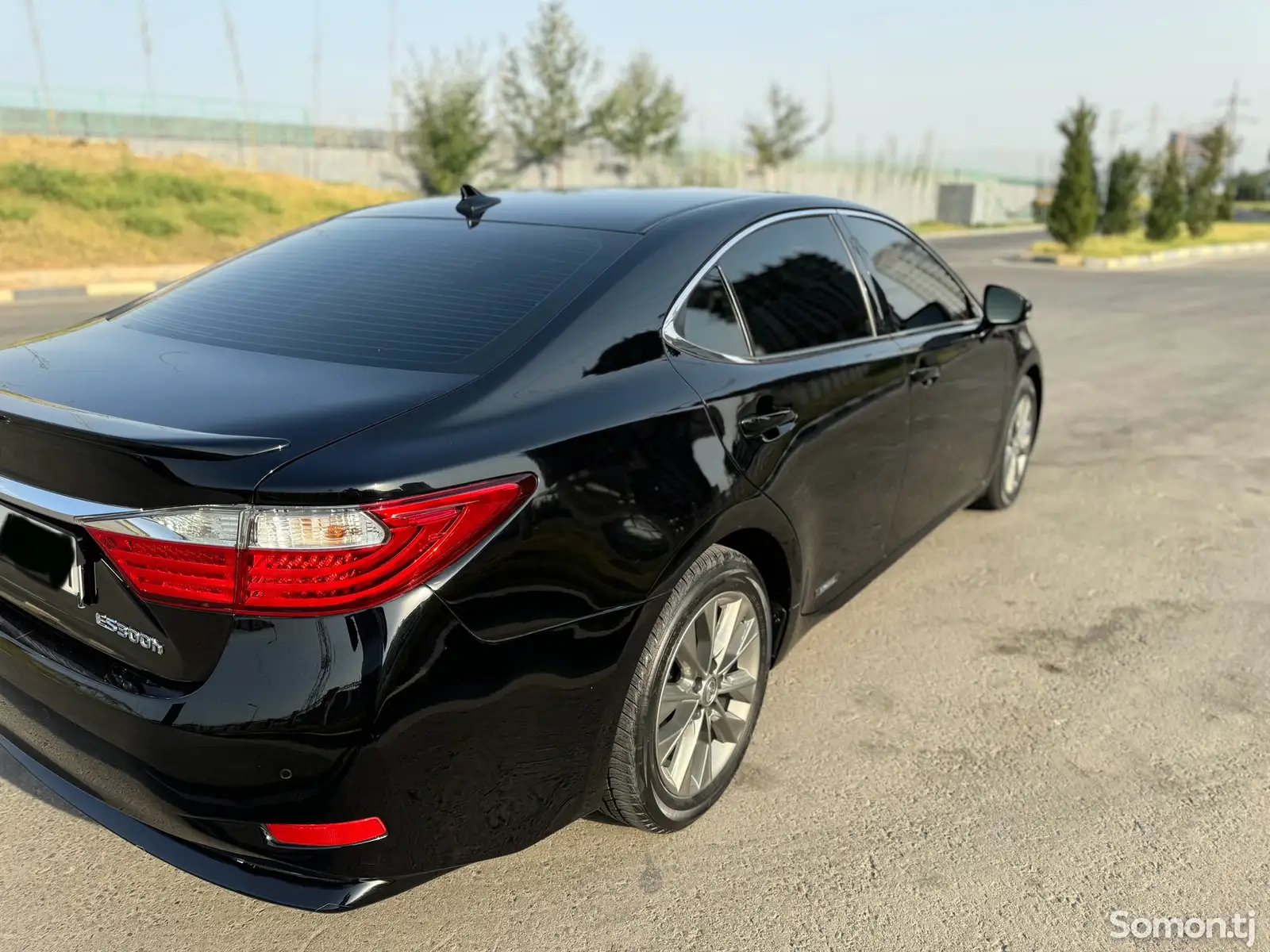 Lexus ES series, 2013-6