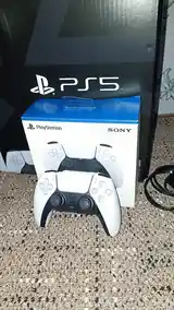 Игровые приставки PlayStation 5-2