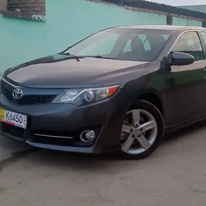 Toyota Camry, 2013